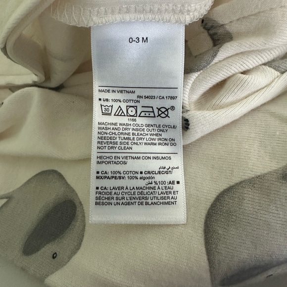 Old Navy Elephant Footed Sleeper with Double Zipper Size 0-3mo - Picture 6 of 6
